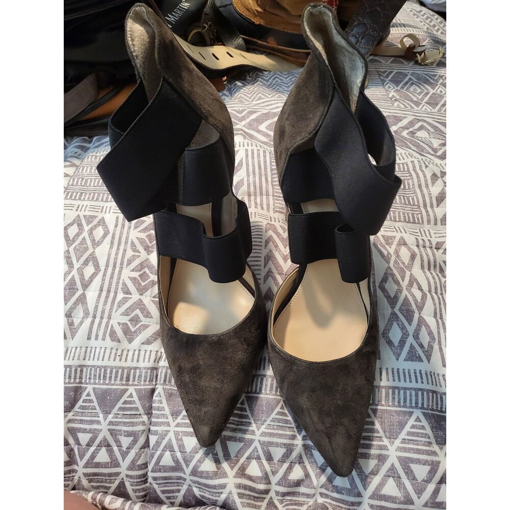 Vince Camuto Nigel Heels Suede Pointy Toe Elastic Straps 9.5M